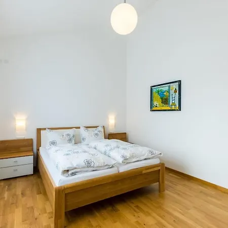 Beech Modern Retreat 펜션 *